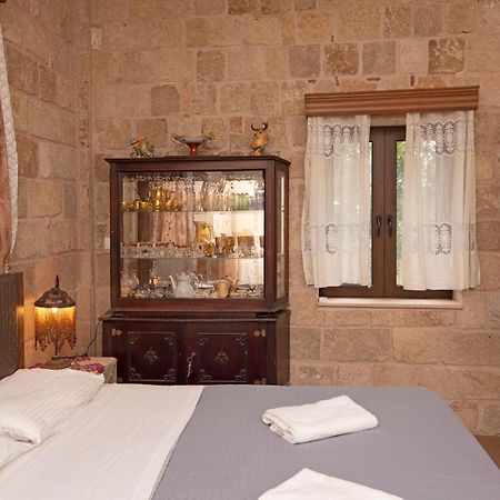 Arionos Rooms - Old Town Rhodes City Ngoại thất bức ảnh