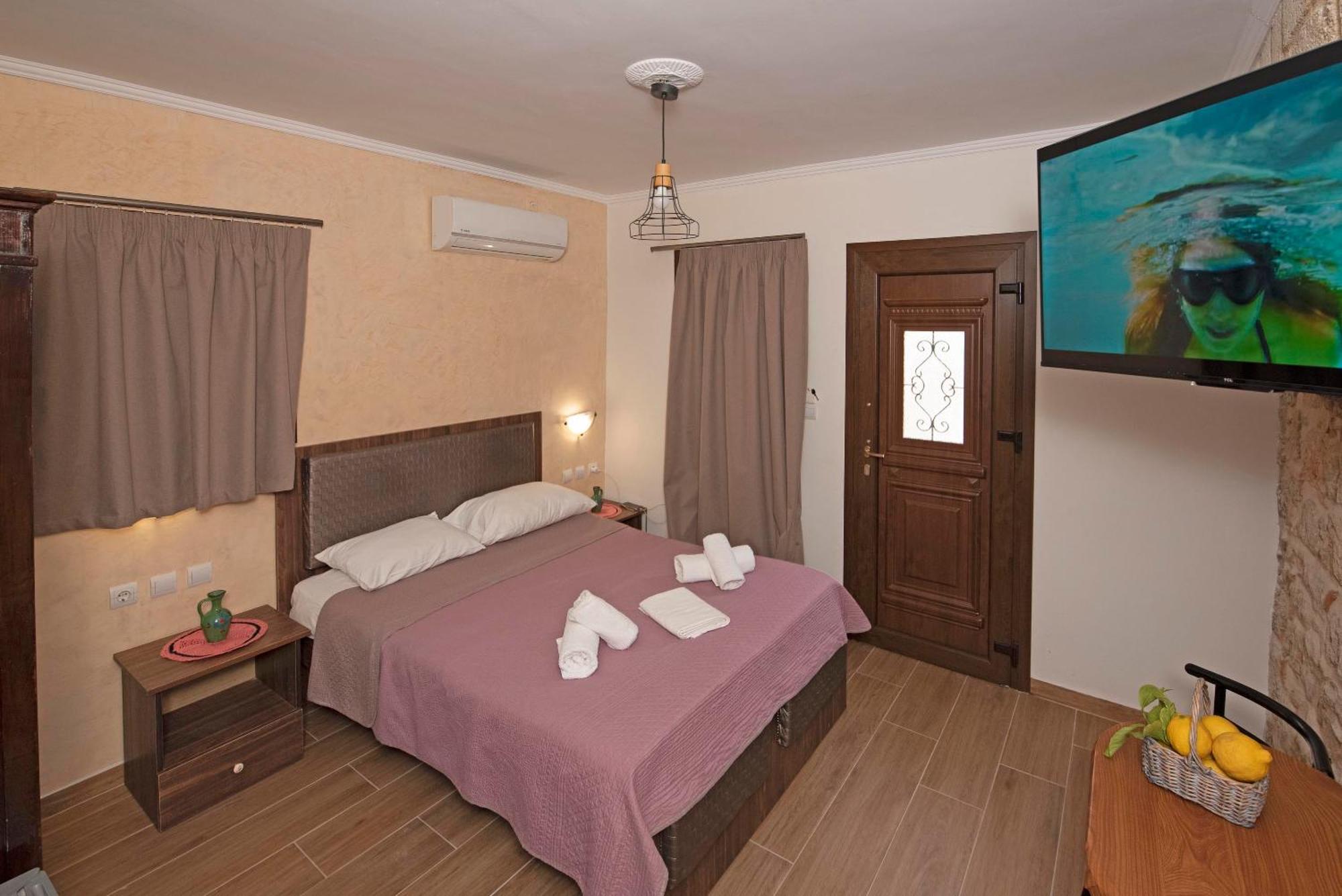 Arionos Rooms - Old Town Rhodes City Ngoại thất bức ảnh